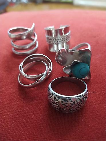 Серебряные кольца: Изумительные серебряные кольцакаждое прекрасно и не обычно,отличный — 8