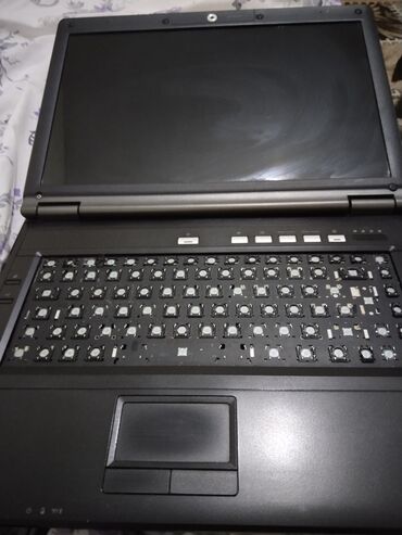 Digər noutbuklar və netbuklar: AMD Phenom, 64 çox GB, 15.6 "