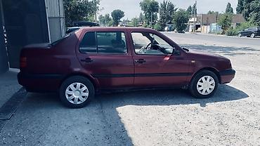 transporter multivan: Volkswagen Vento: 1993 г., 1.8 л, Механика, Бензин, Седан — 2