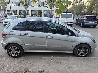audi 100: Mercedes-Benz B-Class: 2005 г., 1.7 л, Вариатор, Бензин, Хэтчбэк — 3