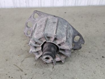 Подушки мотора: Подушка мотора Alfa Romeo 2003 г., Б/у, Оригинал, Германия — 5