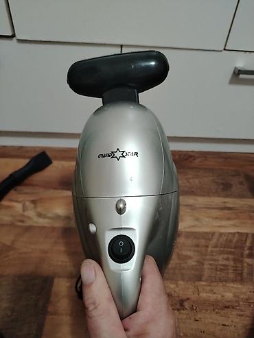 Ručni usisivači: Ručni električni usisivač – Candy Star (mrežni, sa dodacima) Opis: - — 7