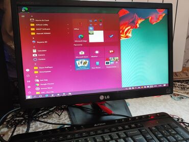 программное обеспечение компьютера: Masaüstü kompüter komplekti Komplekt: - Sistem bloku: STRIKER korpus