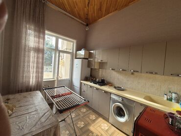 Dekorlar və bəzəklər: 9-cu mikrarayonda Nəsimi metrosuna yaxın 17 mərtəbənin 2 ci — 6