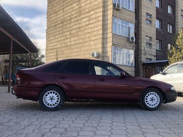 капела 626: Mazda 626: 1992 г., 2 л, Механика, Бензин, Хетчбек