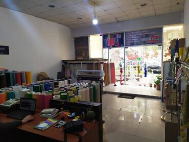 Digər kommersiya daşınmaz əmlakı: Nəsimi bazarın yaxılığında,sahəsi 120 kv/m olan,obyekt — 5