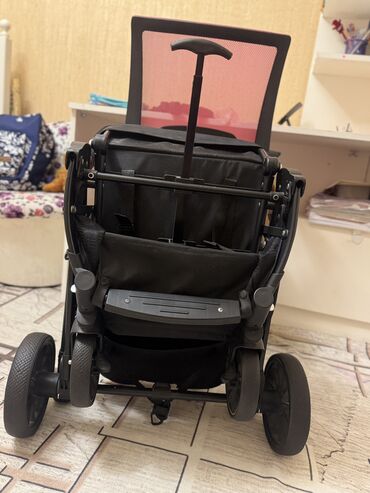 Gəzinti arabaları: İki tutacaqlı araba, İşlənmiş, Yaş: 6-12 ay, Pulsuz çatdırılma — 9