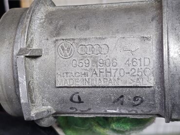Датчики, сенсоры, предохранители: Расходомер Audi 2001 г., Б/у, Оригинал, Германия — 3