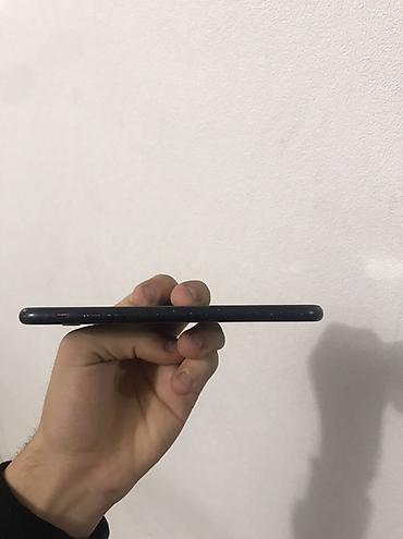 video regstrator: IPhone Xr, 64 GB, Qara, Face ID — 5