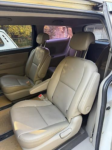 бесплатно машина: Kia Carnival: 2019 г., 2.2 л, Автомат, Дизель, Минивэн — 6