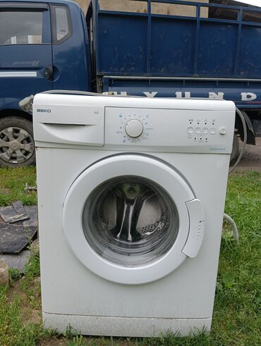 продать сломанную стиральную машину: Стиральная машина Beko, Б/у, Автомат, До 5 кг, Компактная