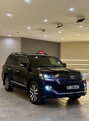 lend cruizer: Toyota Land Cruiser: 2017 г., 4.6 л, Автомат, Внедорожник — 1