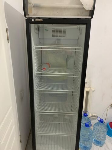 Холодильные витрины: Для напитков, Для молочных продуктов, Для мяса, мясных изделий, Россия, Б/у