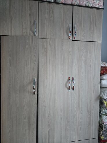 шкаф для прихожей комнаты: Уктоочу бөлмө гарнитуру, Шкаф, ДСП, түсү - Саргыч боз