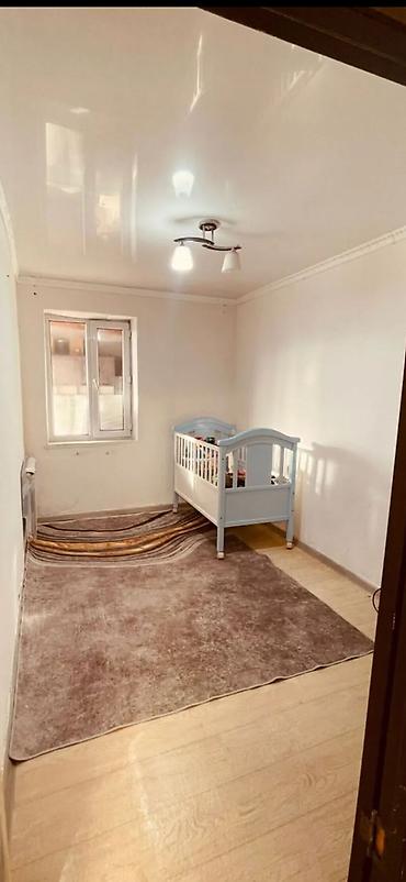 гараж каракол: 60 м², 4 бөлмө, Чогуу жашоосу жок — 5