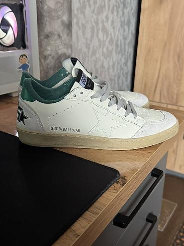 часы шахматные: Кеды Golden Goose Ball Star в бело-зелёной расцветке. Низкая модель в — 2