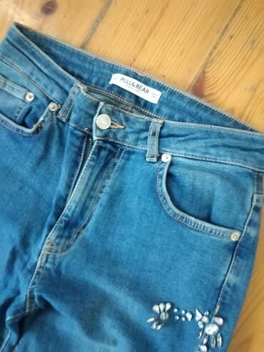 Qadın şalvarları: 38 razmer walvarlarlar. Biri 5manat — 30