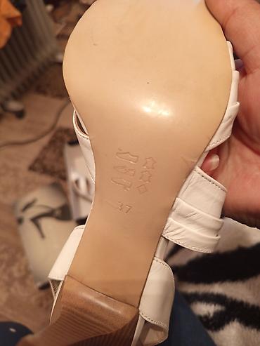 Туфли: Продаю туфельки на каблуках на праздники, надетые только по одному — 5