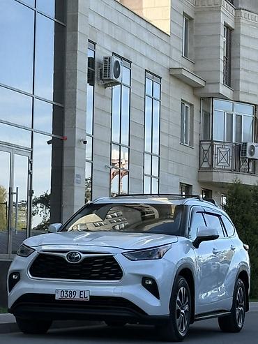 toyota hailender: Toyota Highlander: 2022 г., 2.5 л, Автомат, Гибрид, Кроссовер — 1