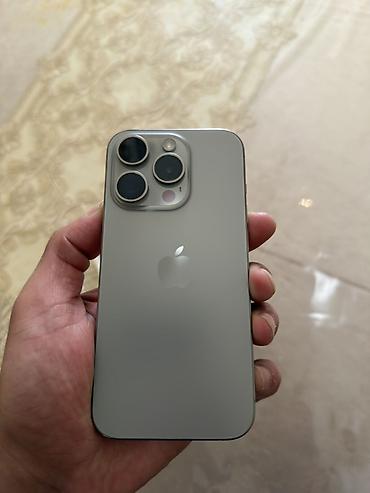 Apple iPhone: IPhone 15 Pro, Space Gray, Face ID — 3