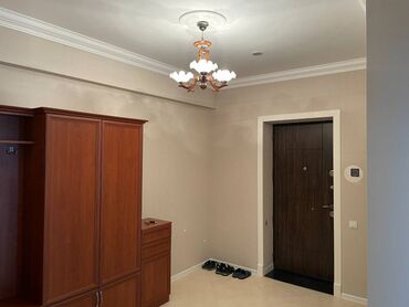 Uzunmüddətli kirayə mənzillər: Gəncə prospektiXətai Park yaşayış kompleksində,20 mərtəbəli — 10