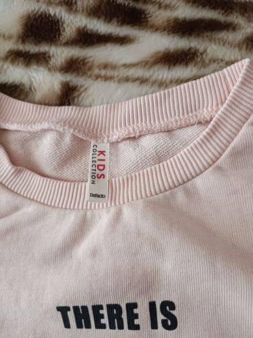 Köynək və bluzalar: Hamisi demek olar ki çox teze qalib bir,iki defe — 10