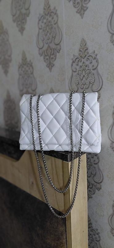 cuxol: Ağ rəngli zəncir askılı çanta - Material: quilted (romb tikişli) — 1