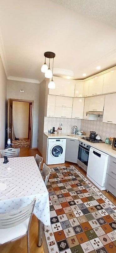 menzil barter: Bakıxanov qəs., 3 otaqlı, Yeni tikili, 100 kv. m — 10