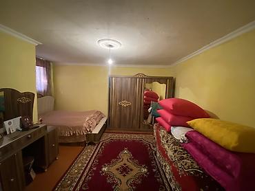 Həyət evləri və villalar: Heyet evi ev şeklde göründüyü kimi çölde hamam ve sanitar qovşağı — 10