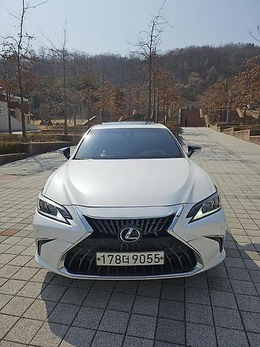 Lexus: Lexus ES: 2023 г., Бензин, Седан — 1