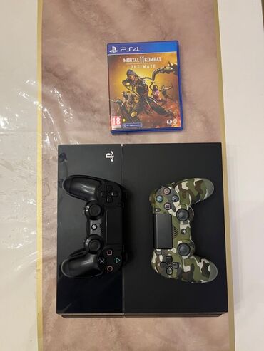 PS4 (Sony Playstation 4): Bu qiymete belesi yoxdu Bahali Oyunlar 2 original pult, 4 dene popular
