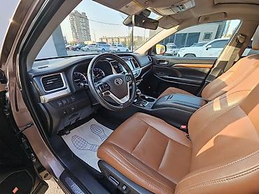 Toyota: Toyota Highlander: 2019 г., 3.5 л, Автомат, Кроссовер — 6