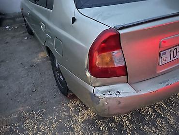 Hyundai: Hyundai Accent: 1.5 l | 2000 il Sedan — 8