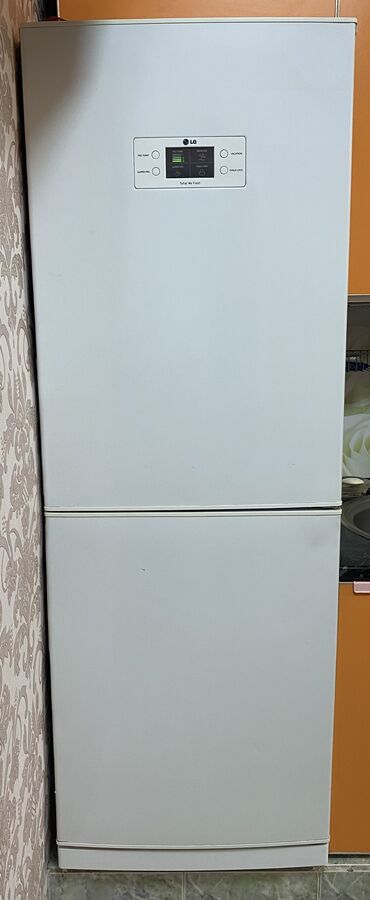 холодильник для магазина: Холодильник LG, Б/у, Двухкамерный, Total no frost, 60 * 170 * 70