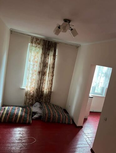 Долгосрочная аренда домов: 30 м², 2 комнаты, Утепленный, Балкон застеклен, Бассейн