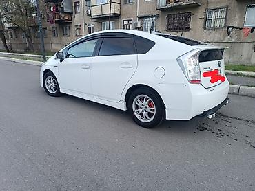 teker 18 type 0: Toyota Prius: 1.8 l | 2010 il Hetçbek — 1