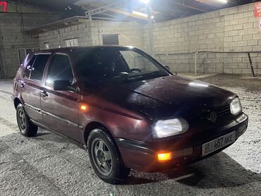 зарядник авто: Volkswagen Golf: 1992 г., 1.8 л, Механика, Газ, Хэтчбэк