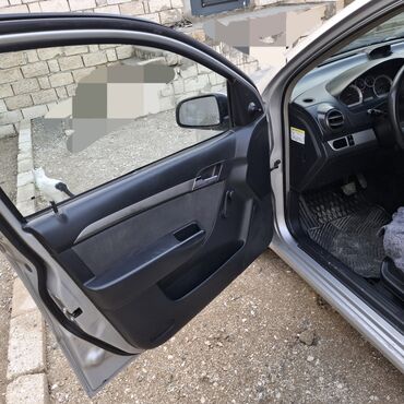 Chevrolet: Chevrolet Aveo: 1.6 l | 2008 il 265787 km Sedan — 9