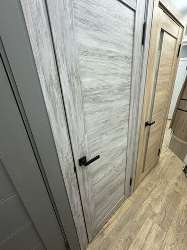 Doors with glass: Межкомнатные двери со стеклом