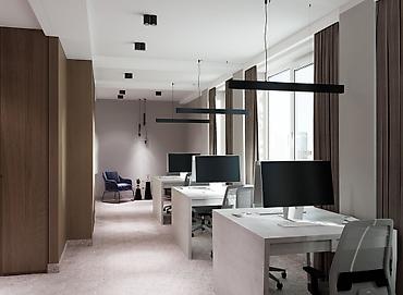 Продажа коммерческой недвижимости: Продажа офисов 573 м², С ремонтом, Многоэтажное здание, 1 этаж — 3