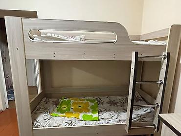 дубовые веники: Двухъярусная кровать из ЛДСП в светлом дубовом оттенке. - Два — 1