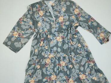 sukienki z kwiatem 3d: Sukienka, S, stan - Dobry