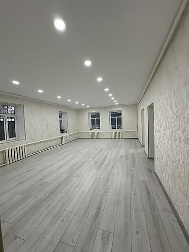 Продажа коттеджей и домов: 🏠 СДАЁТСЯ ДОМ В ЦЕНТРЕ ГОРОДА Сдаётся уютный дом в удобном районе — at lalafo.kg — 9 Продажа коттеджей и домов: 🏠 СДАЁТСЯ ДОМ В ЦЕНТРЕ ГОРОДА Сдаётся уютный дом в удобном районе — — 9