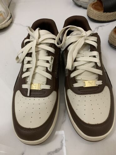 Krasofkalar və idman ayaqqabıları: Puma brendinin dəbli və rahat idman ayaqqabısı. Pumanın rəsmi