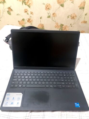 упс для компьютера: Ноутбук, Dell, 8 ГБ ОЭТ, Intel Core i5, 15.6 ", Колдонулган, Татаал эмес тапшырмалар үчүн, эс тутум SSD
