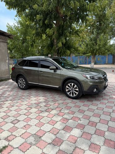 срочно срочно продам машину: Subaru Outback: 2017 г., 2.5 л, Вариатор, Газ, Кроссовер