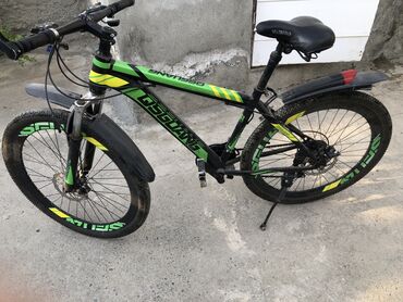 Şəhər velosipedləri: İşlənmiş Şəhər velosipedi 26", sürətlərin sayı: 7
