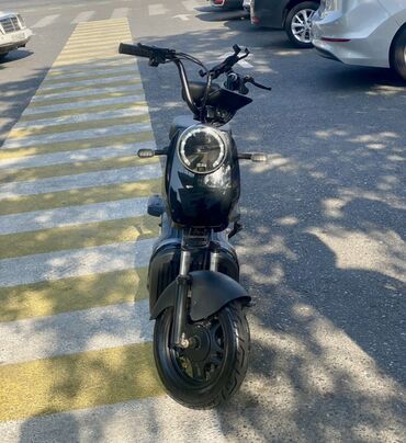 Elektrikli samokatlar: Ideal veziyyetdedir Tam zaretkaya 60-70 km gedir Tam zaretkani 5 saata — 5