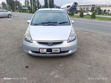 купить фронтальный погрузчик бу: Honda Fit: 2003 г., 1.3 л, Вариатор, Бензин, Хэтчбэк