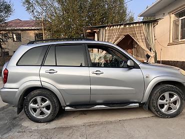 желмаяан кабина: Toyota RAV4: 2005 г., Автомат, Бензин, Кроссовер — 4